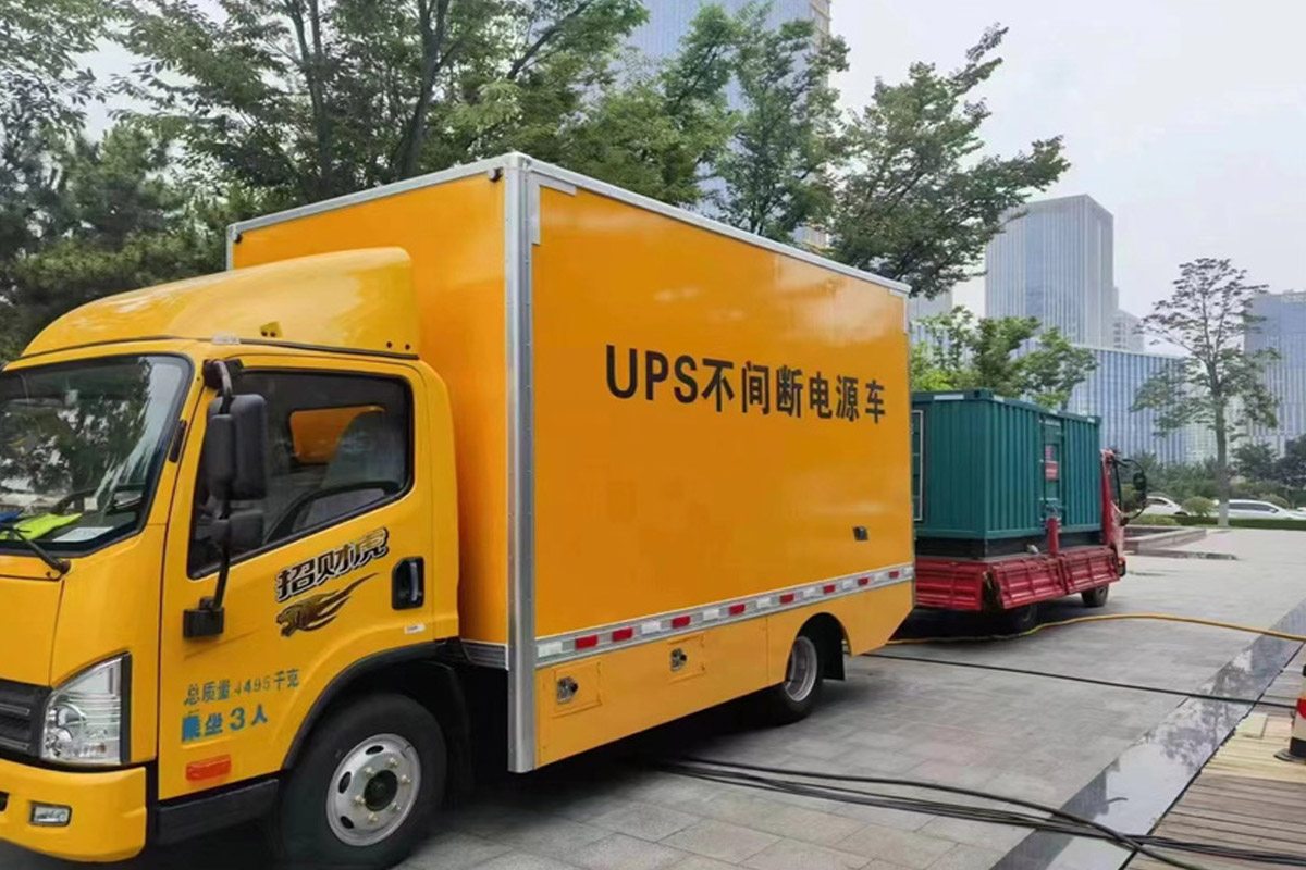 弓长岭发电机租赁施工现场